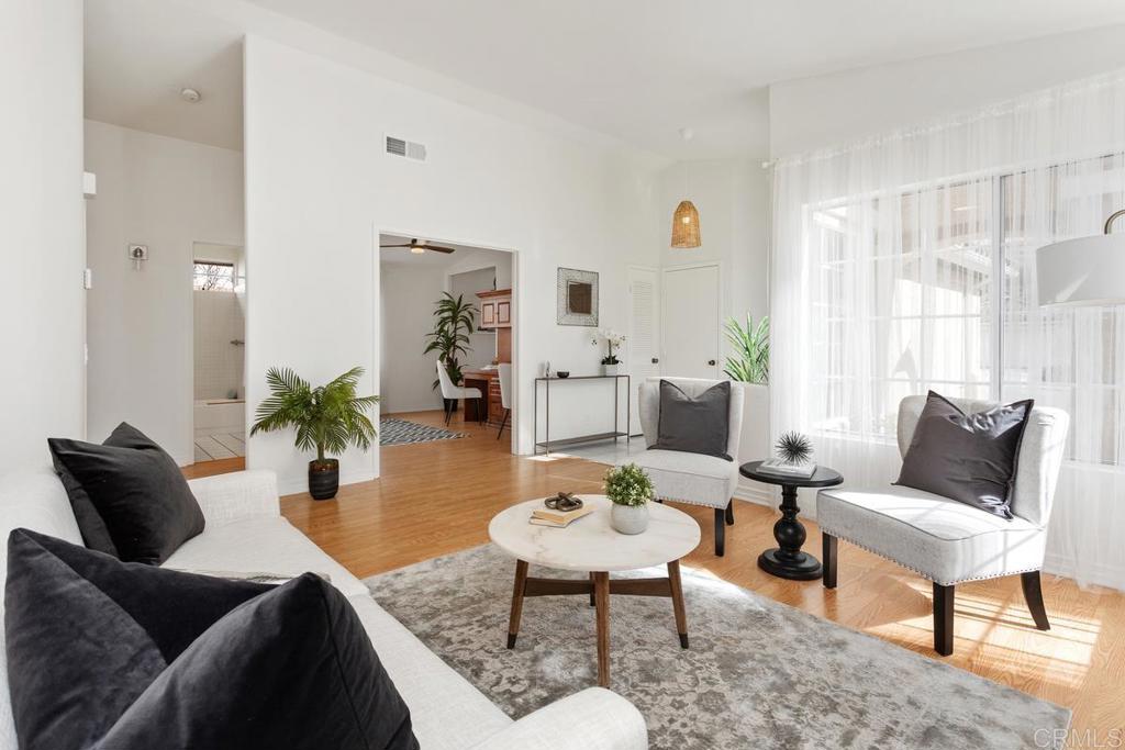 3768 Via Cabrillo
