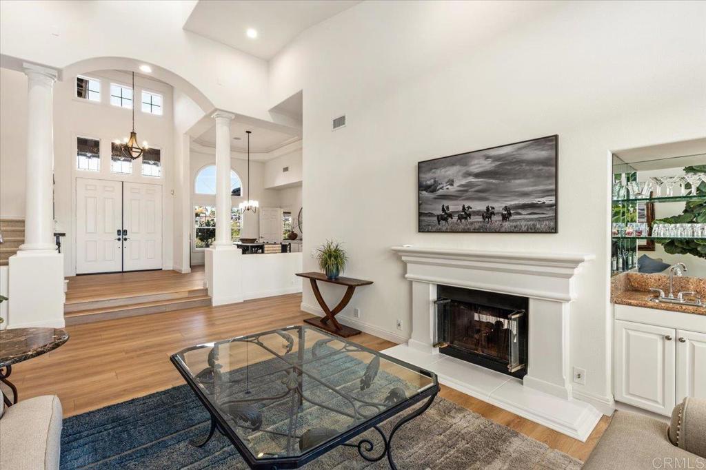 6270 Paseo Elegancia