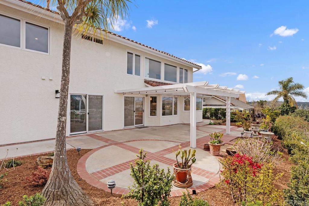7626 Reposado drive