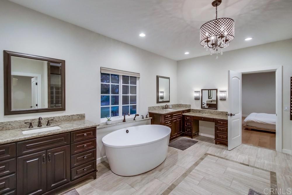 4124 Stonebridge Lane