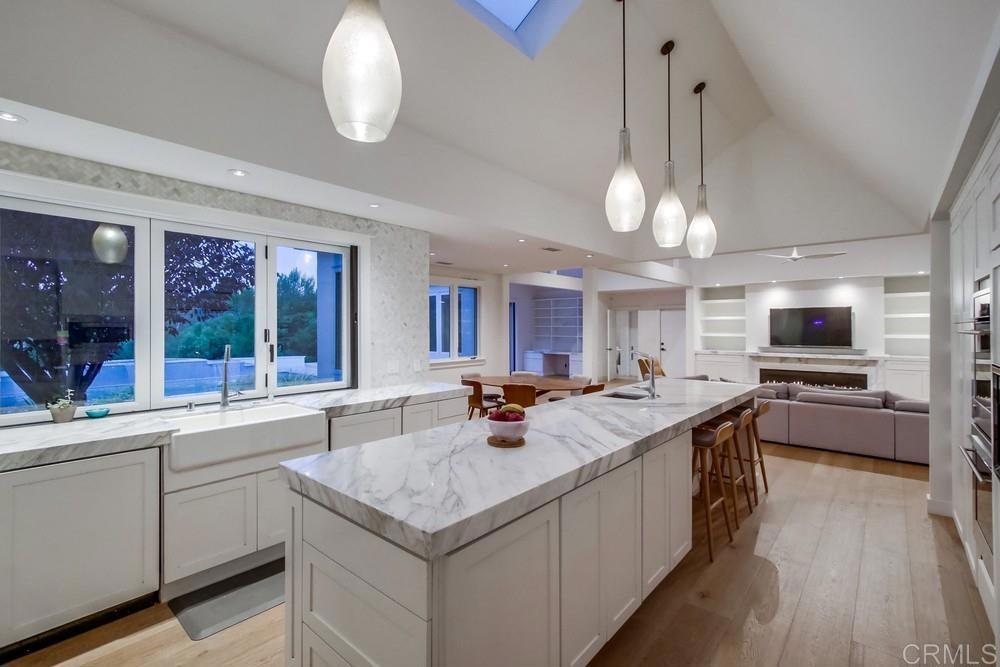 4124 Stonebridge Lane