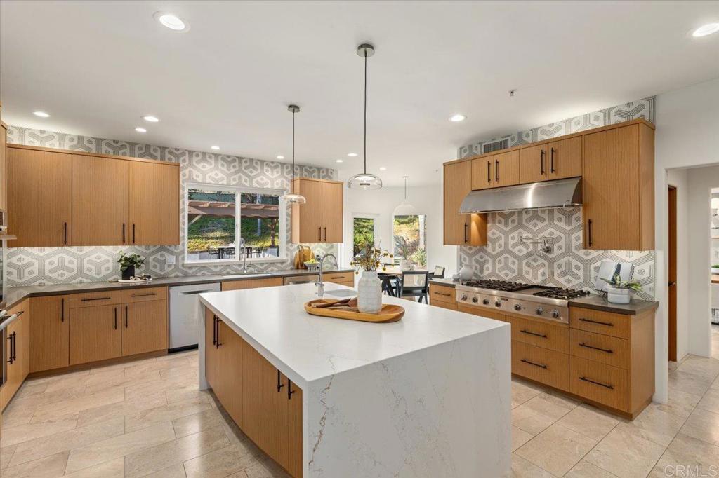 3805 Dusty Trail