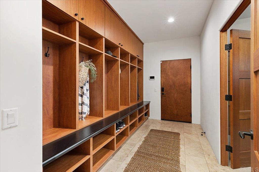 3805 Dusty Trail