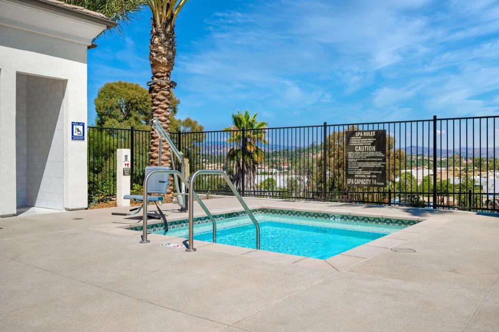 1223 Sunrise View 102