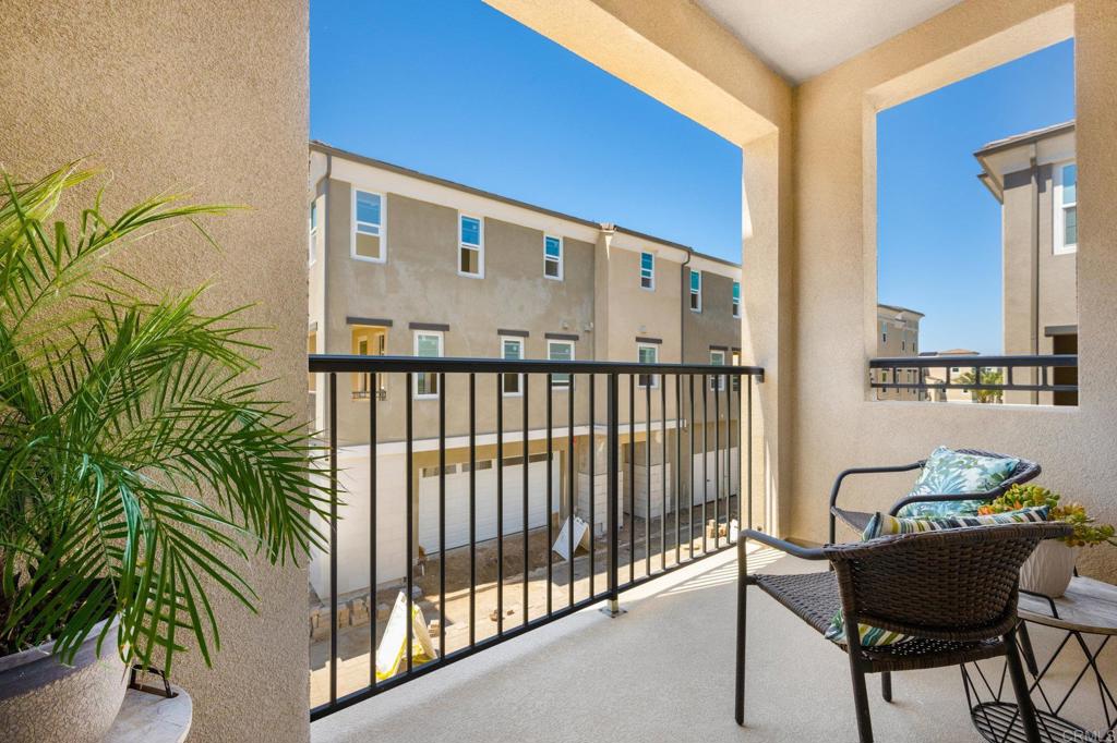 1223 Sunrise View 102