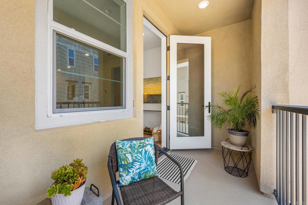1223 Sunrise View 102