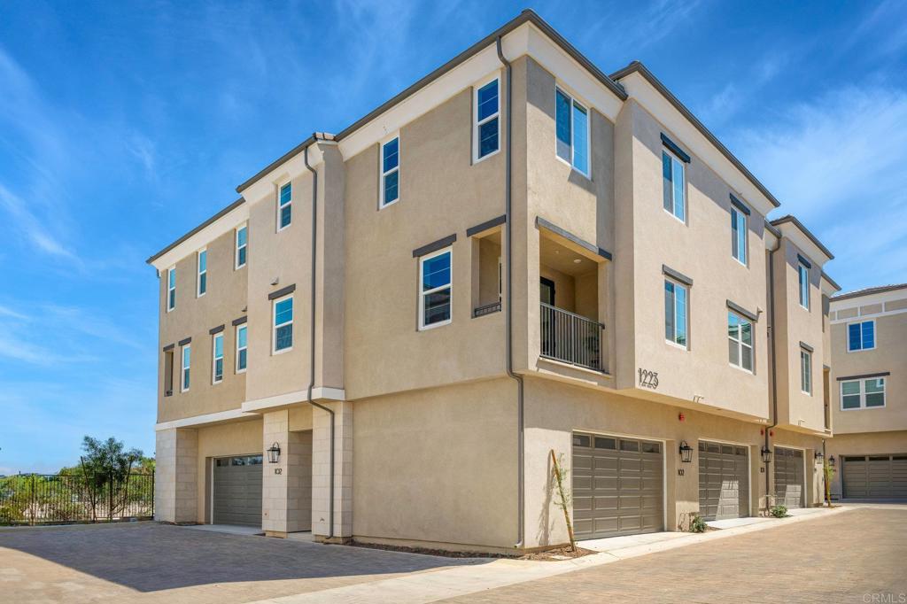 1223 Sunrise View 102