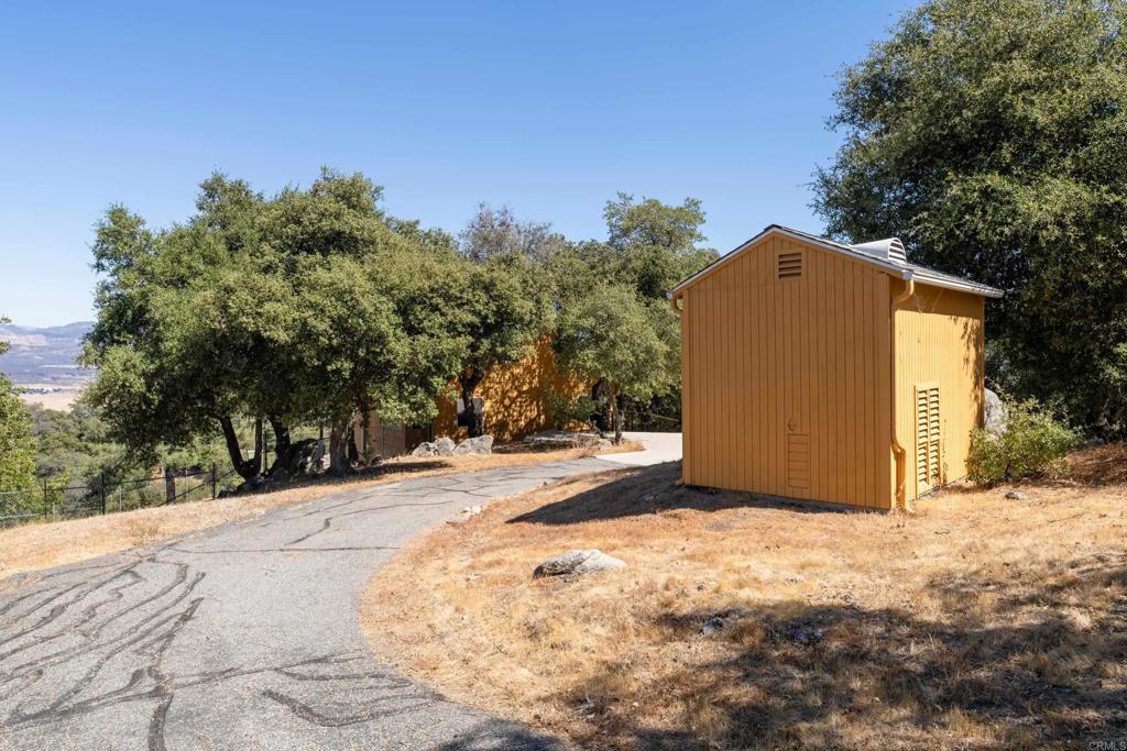 25770 EAST GRADE Road