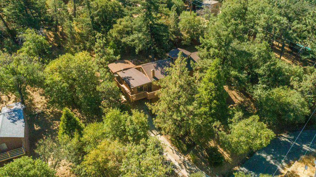 1275 CANYON Drive