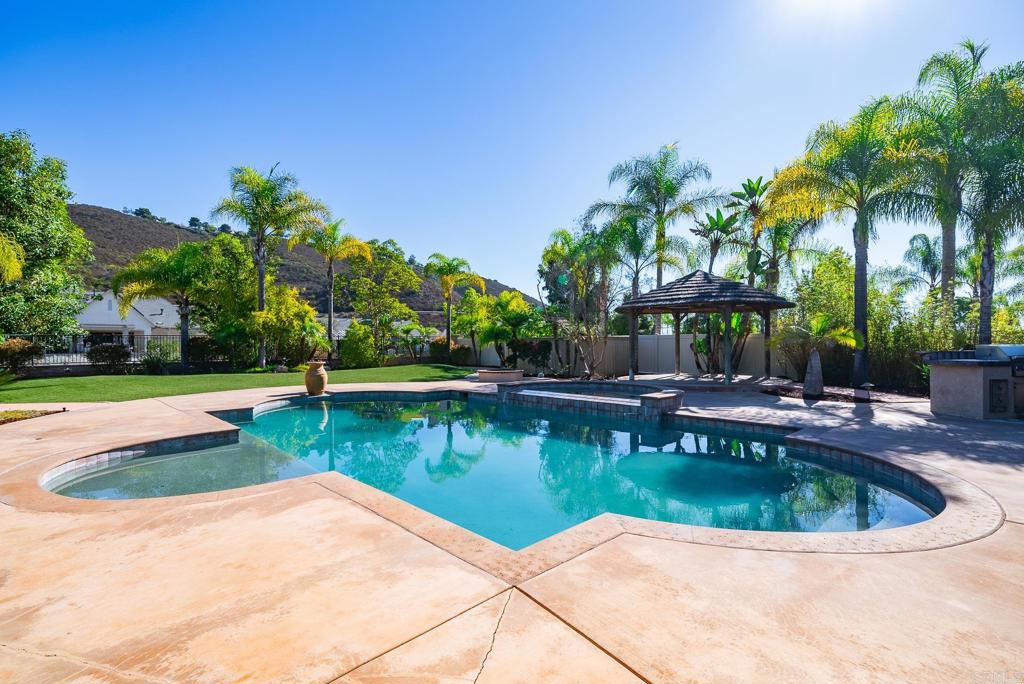 1075 Crimson Drive