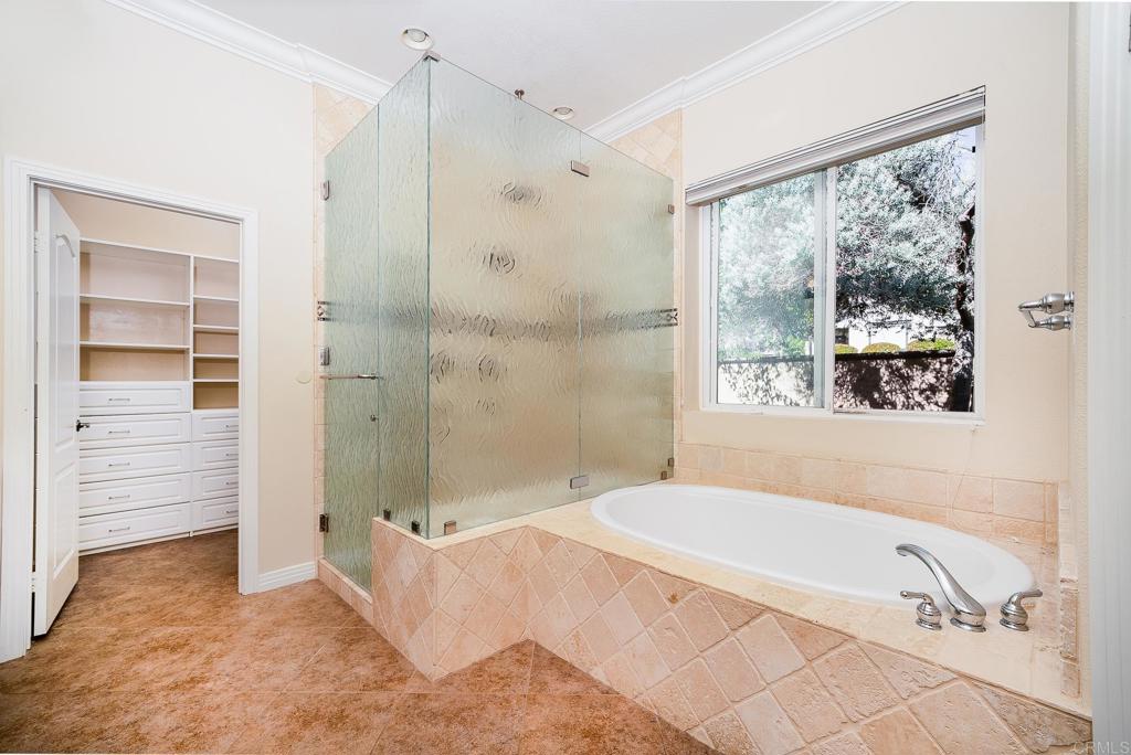 1075 Crimson Drive