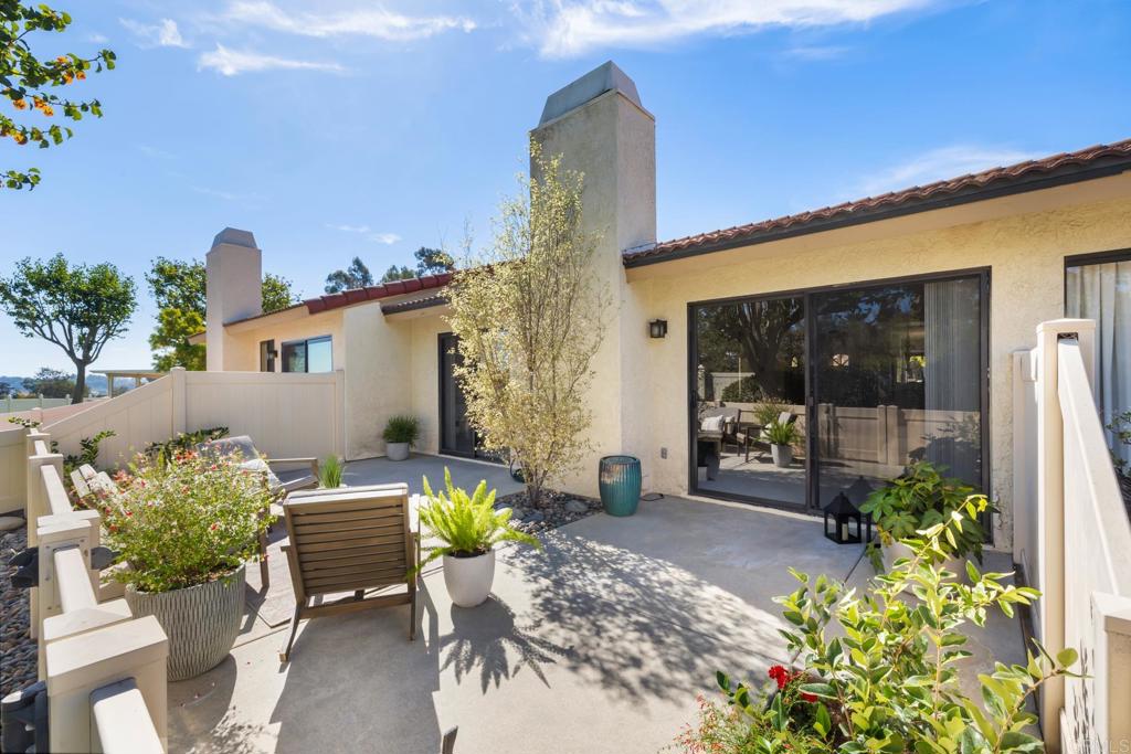1944 Springdale Lane