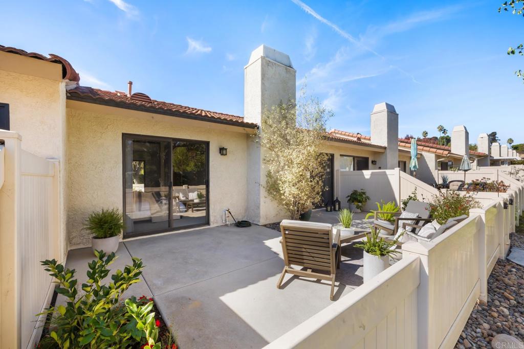 1944 Springdale Lane