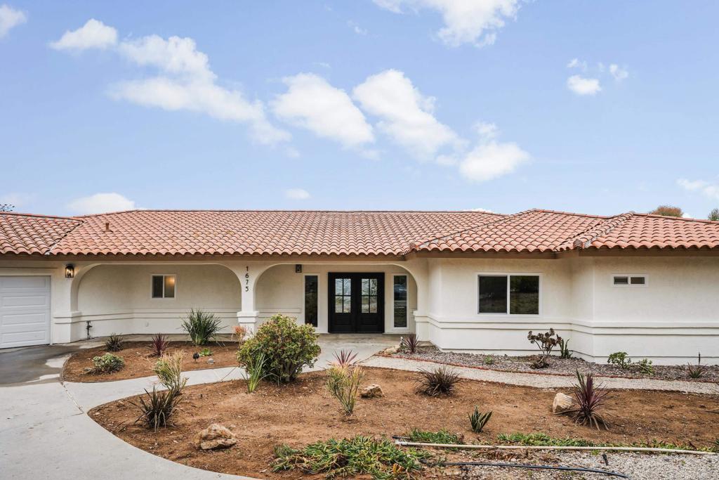 1675 Colina Vista