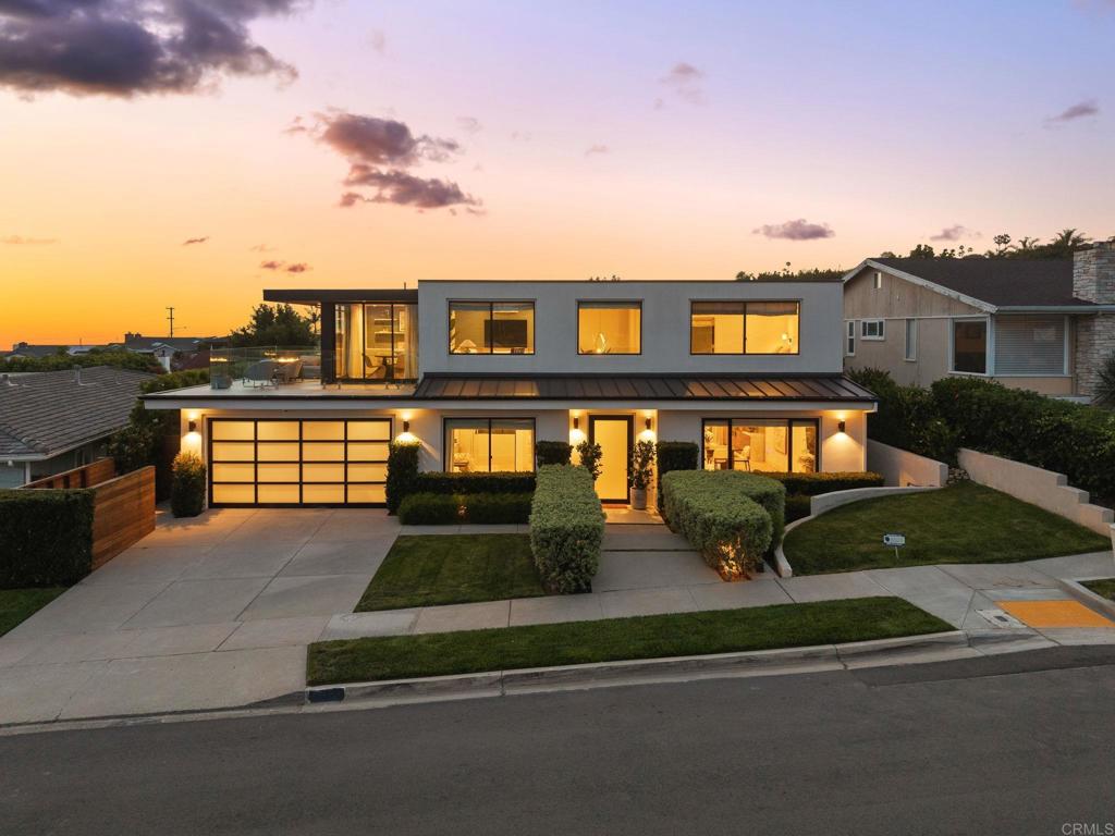5530 Candlelight Drive