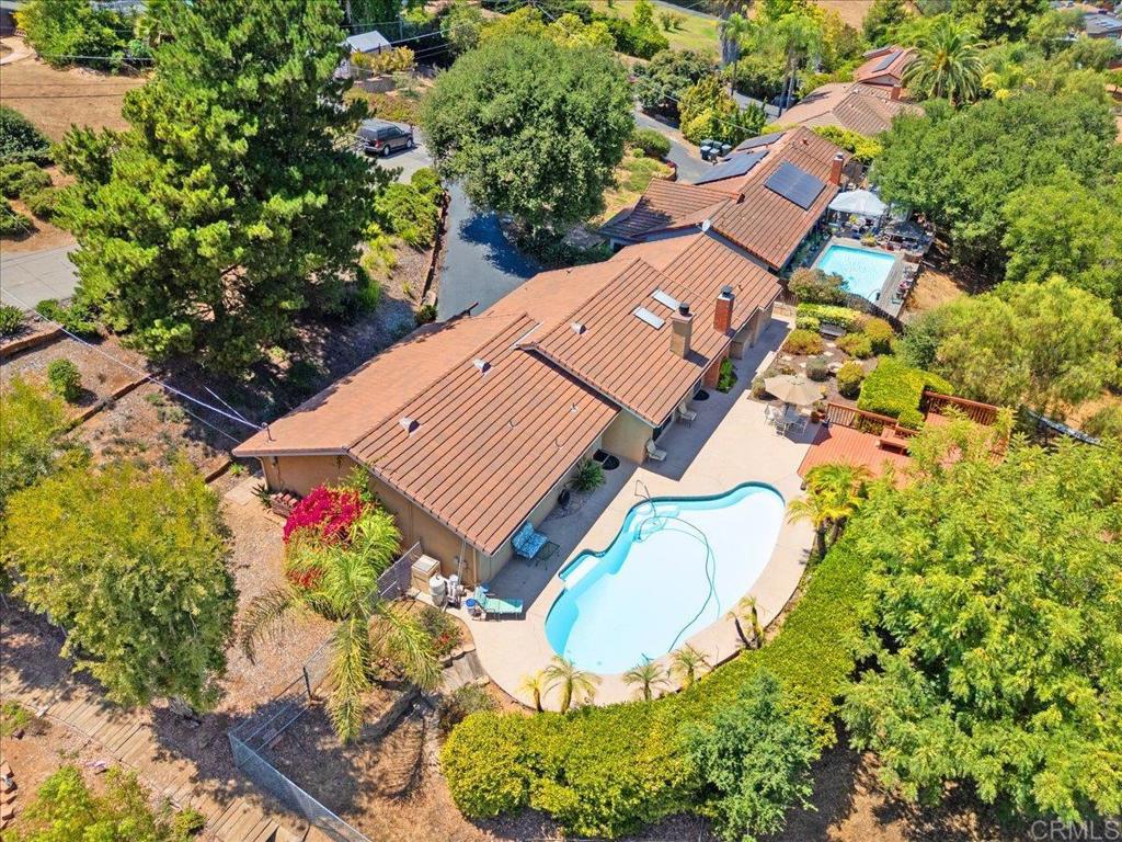 2073 Mountain View Drive