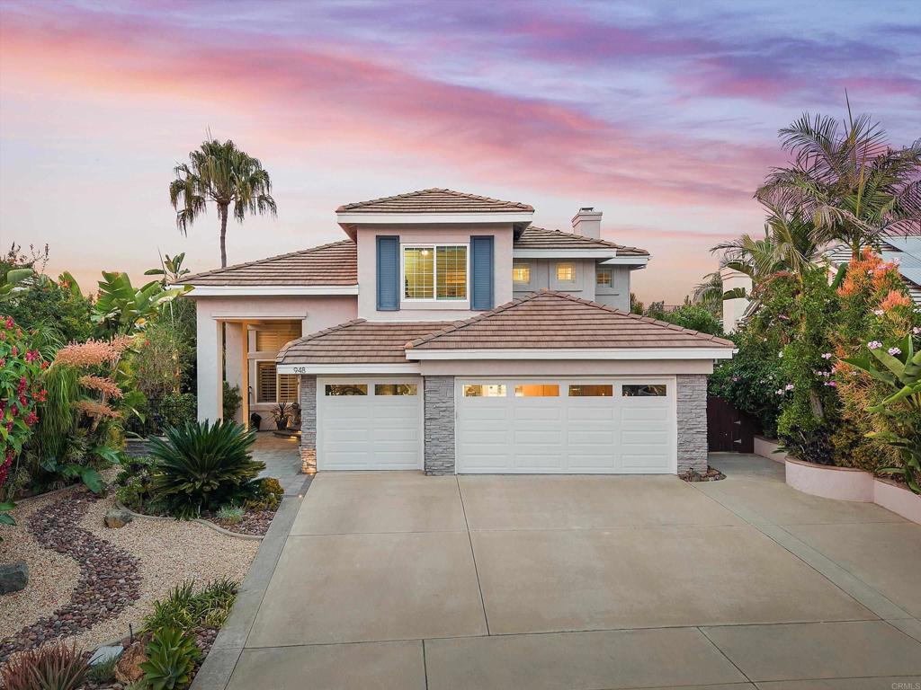 948 Honeysuckle Dr