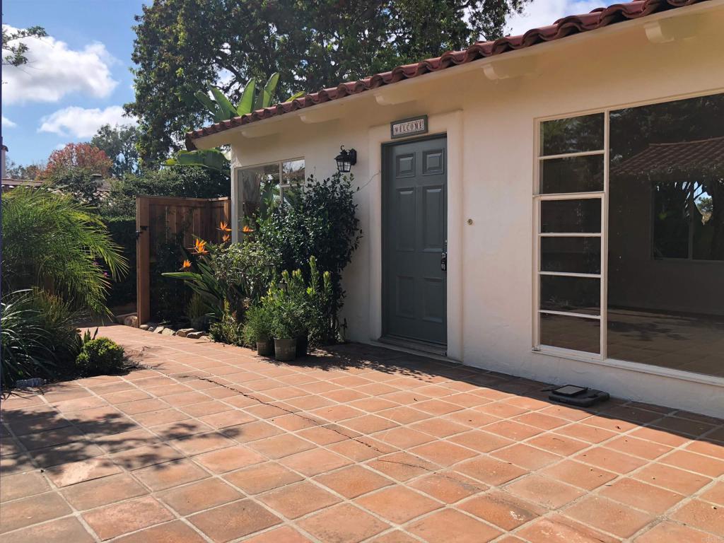 6119 A Paseo Delicias