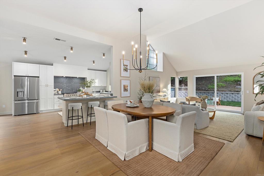 1211 La Granada Dr