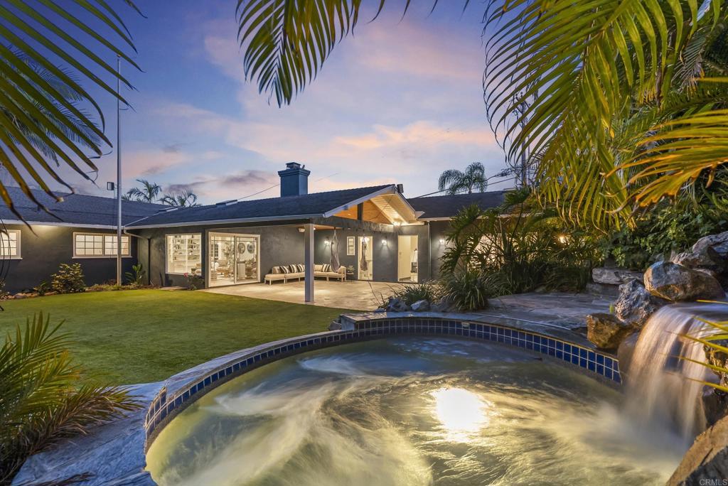 1102 Fleetridge Drive