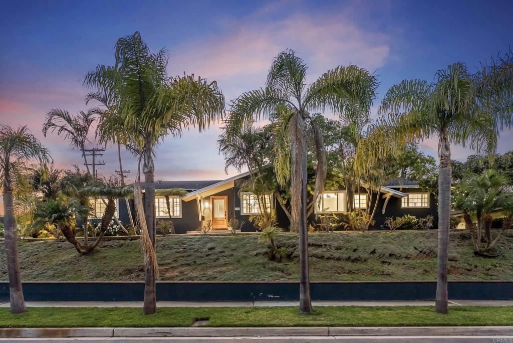 1102 Fleetridge Drive