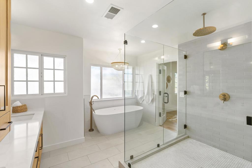 1102 Fleetridge Drive
