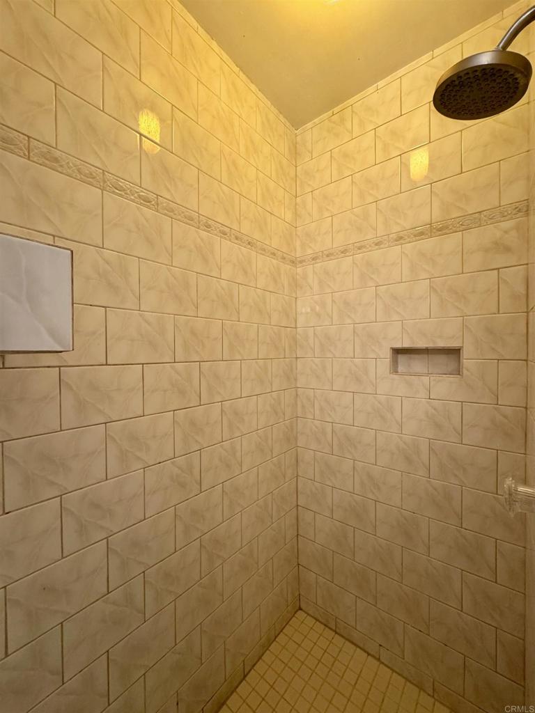 4452 Orchard Avenue