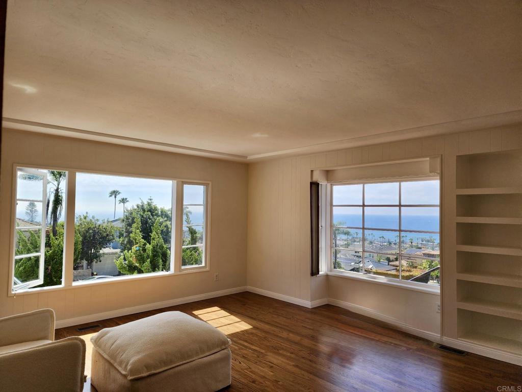 4452 Orchard Avenue
