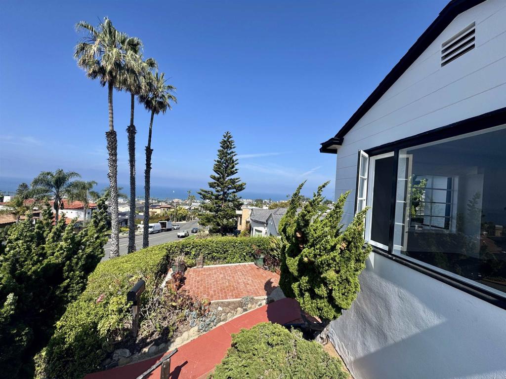 4452 Orchard Avenue