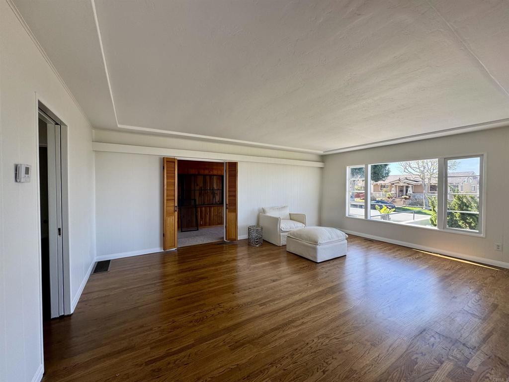 4452 Orchard Avenue