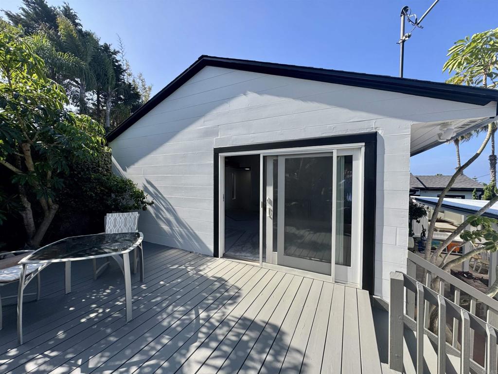 4452 Orchard Avenue