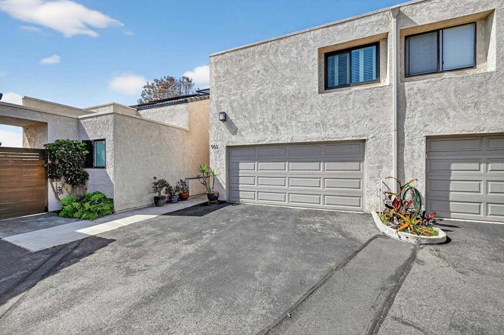 965 Hygeia Avenue