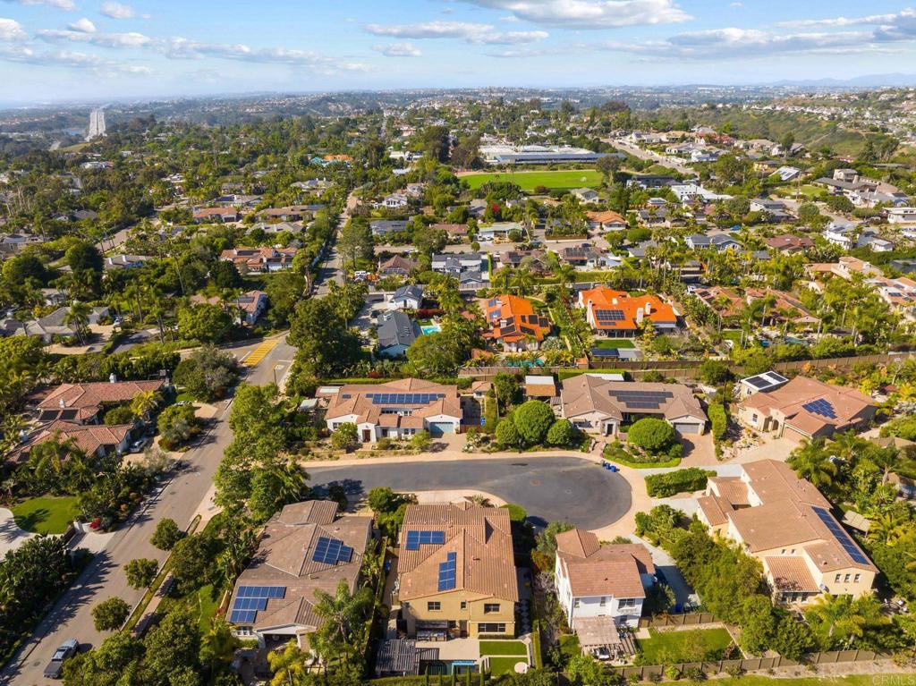 809 Dolphin Circle