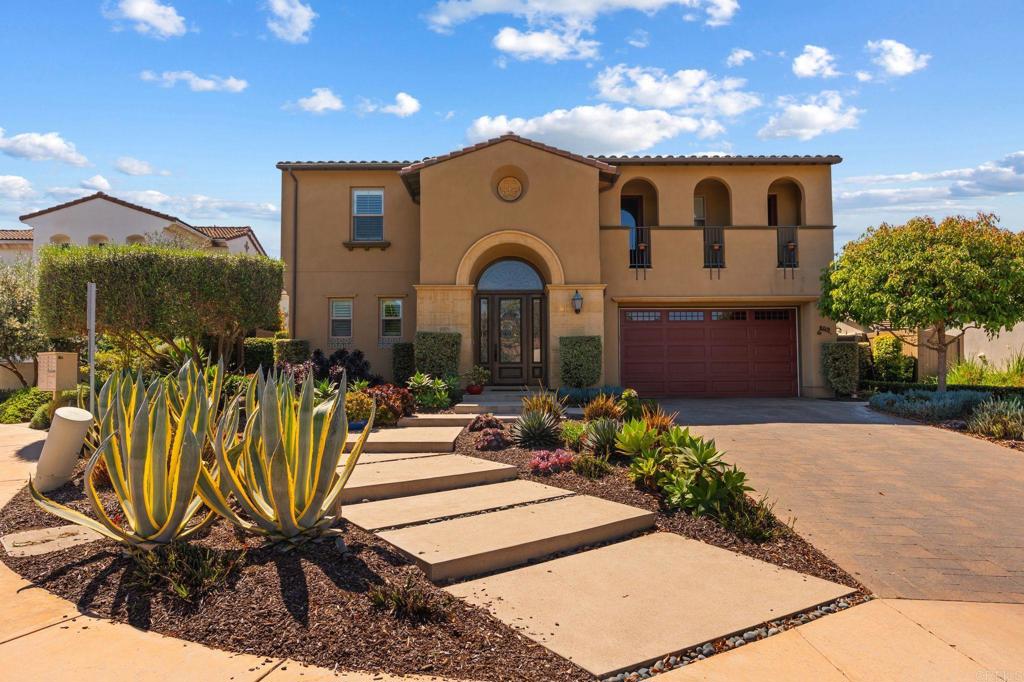 809 Dolphin Circle