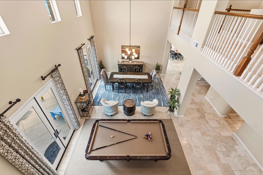 809 Dolphin Circle