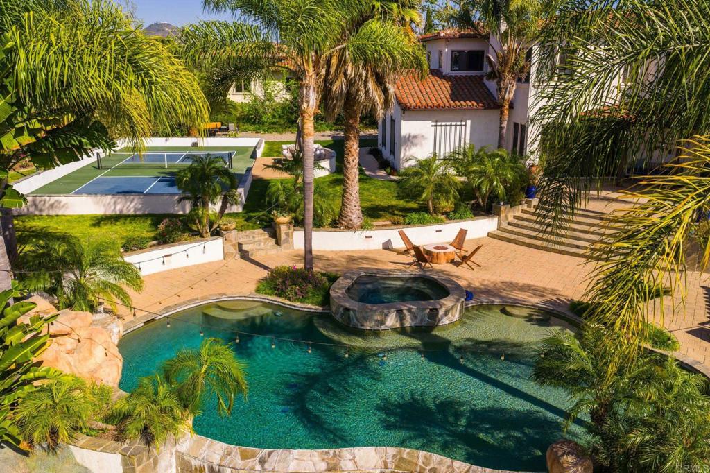 3472 Calle Margarita