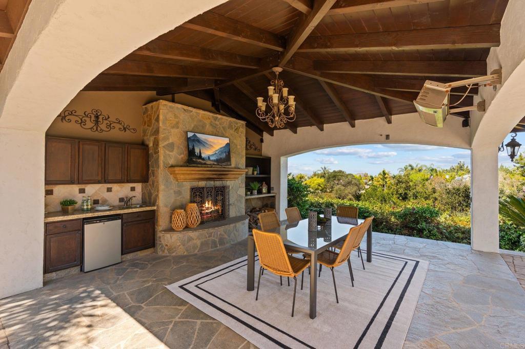 3472 Calle Margarita