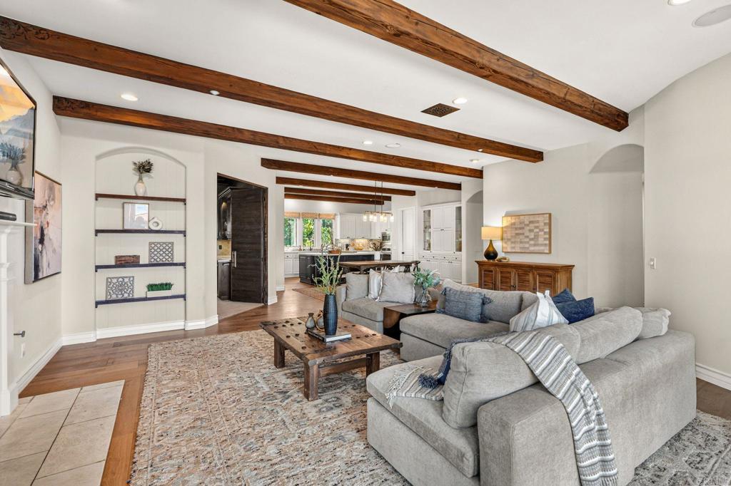 3472 Calle Margarita