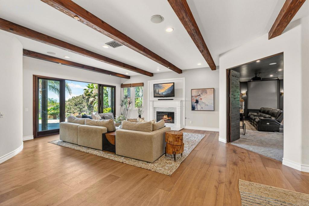 3472 Calle Margarita