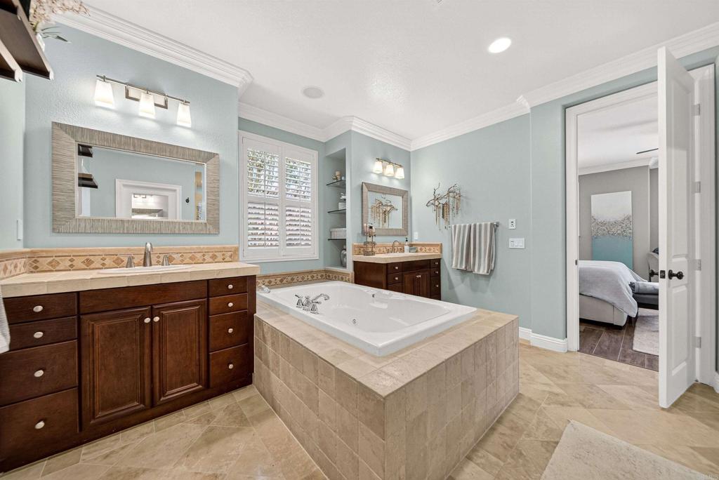 2800 Dove Tail Drive