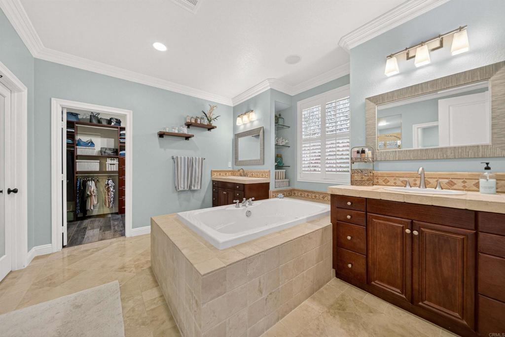 2800 Dove Tail Drive