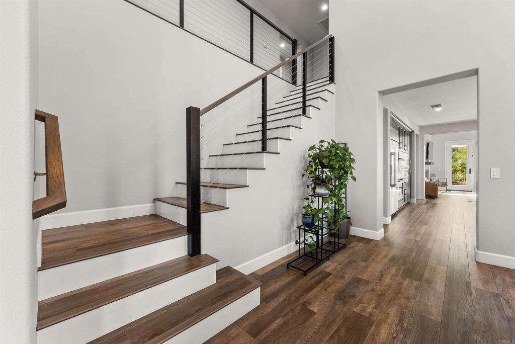 2800 Dove Tail Drive