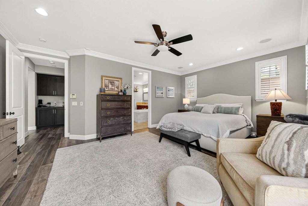 2800 Dove Tail Drive
