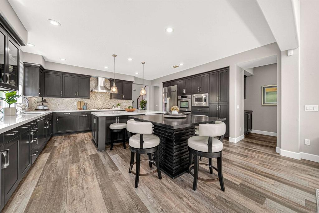 2800 Dove Tail Drive