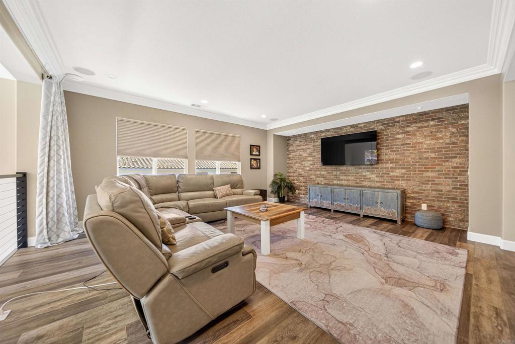 2800 Dove Tail Drive