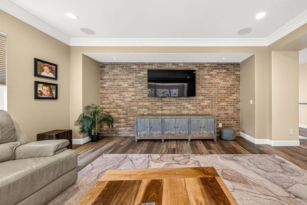 2800 Dove Tail Drive