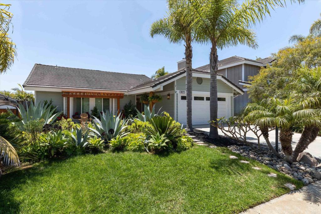 1821 Hawk View Drive