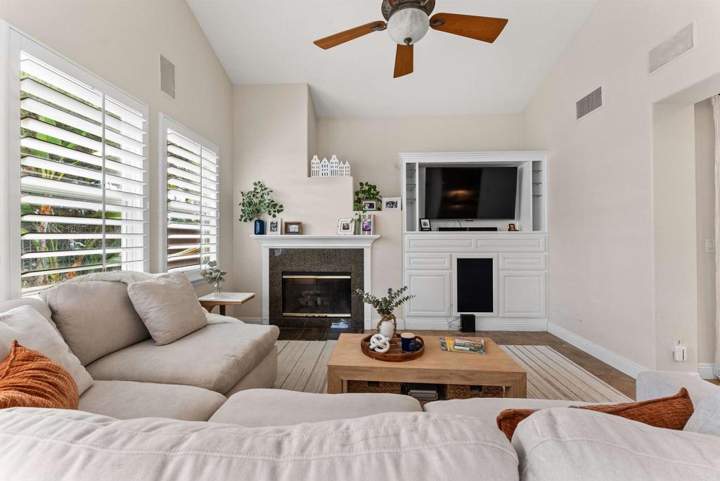 1546 Black Walnut Drive