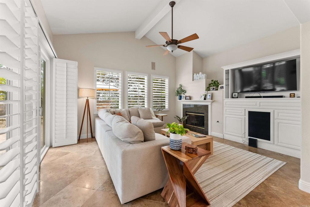 1546 Black Walnut Drive