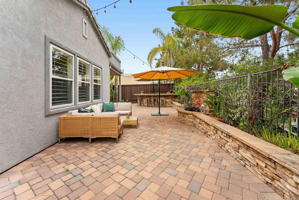 1546 Black Walnut Drive